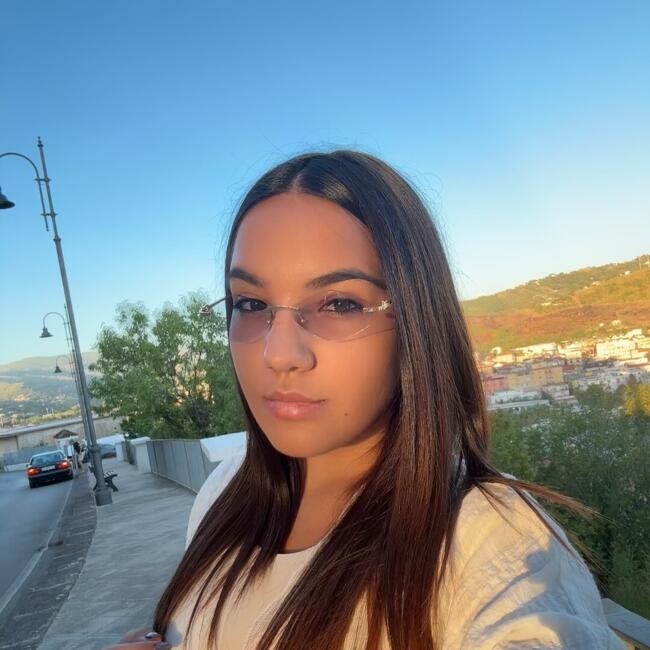 Babysitter a Battipaglia: Arianna