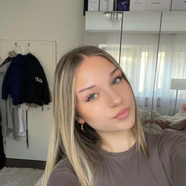 Babysitter in Dresden: Karolina :)