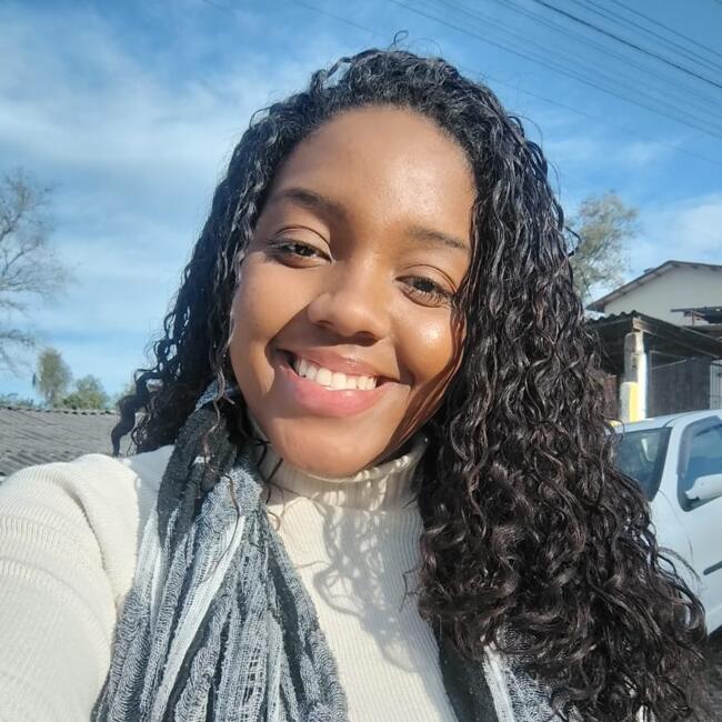 Babysitter in Alvorada (Rio Grande do Sul): Vivian Fonseca