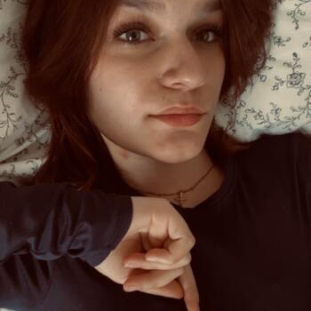 Babysitter in Arnstadt: Courtney
