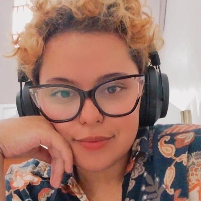 Babysitter in Pedreira: Uriel Delphinus