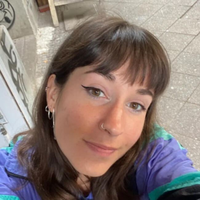 Babysitter in Wien: Elena