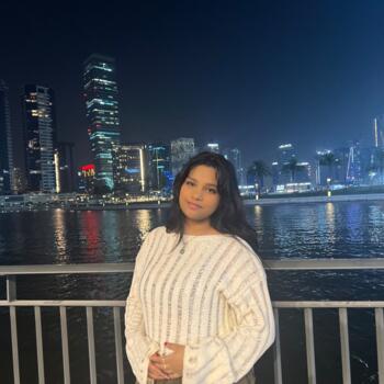 Babysitter in Dubai: Vaibhavi