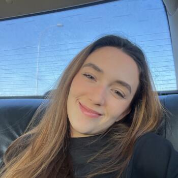 Babysitter in Osasco: Julia