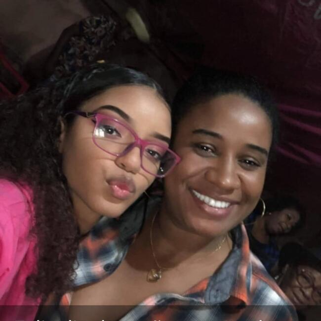 Babysitter in Niterói: Cassia