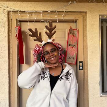 Babysitter in Apache Junction: Tiyah