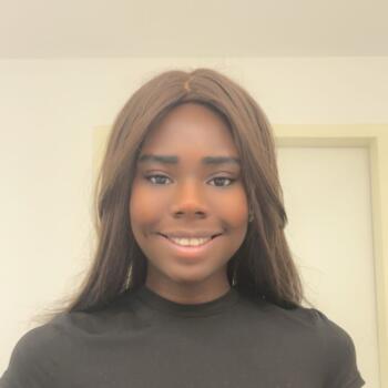 Babysitter in Munich: Ronise