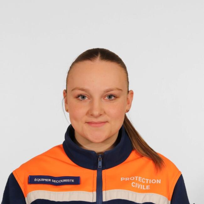 Babysitter in Plaintel: Meline