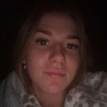 Babysitter in Limerick: Ruby o