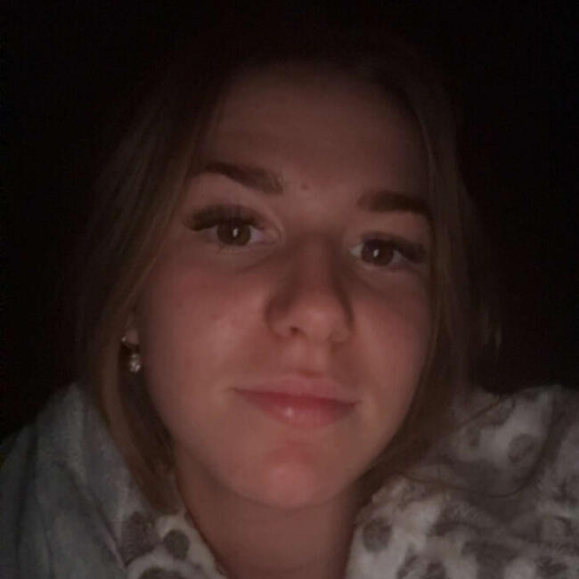 Babysitter in Limerick: Ruby o