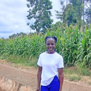 Nanny in Nairobi: Elizabeth