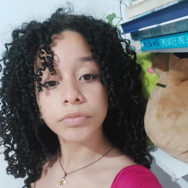 Babysitter in Várzea Grande: Clara