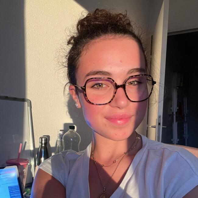 Babysitter in Lille: Ombeline