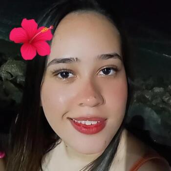Babysitter in Guarujá: Marjorie