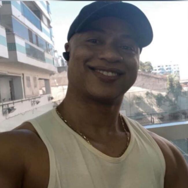 Emprego de babá em Rio de Janeiro: Vanderson