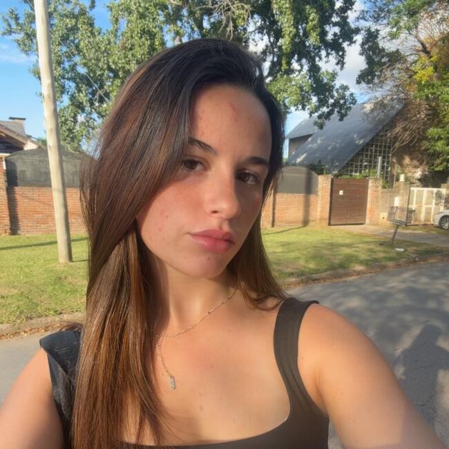 Babysitter in Rosario: Camila