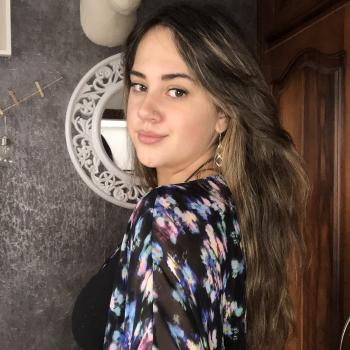 Babysitter em Porto: Briana