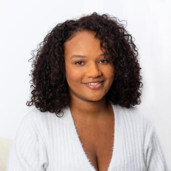 Babysitter in Montesson: Djenae