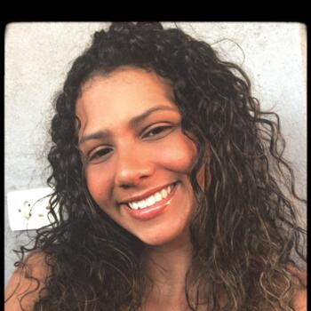 Babysitter in Arapiraca: Nicole