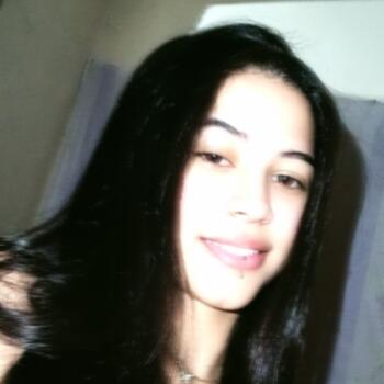 Babysitter in Brasília: Geovanna