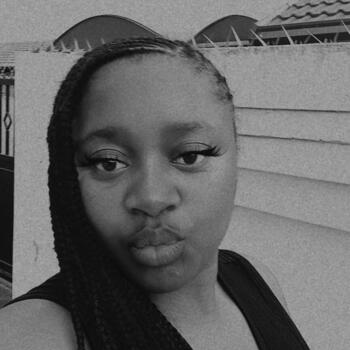 Babysitter in Krugersdorp: Sikhona