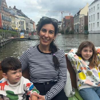 Parent Saint-Gilles: Myrto