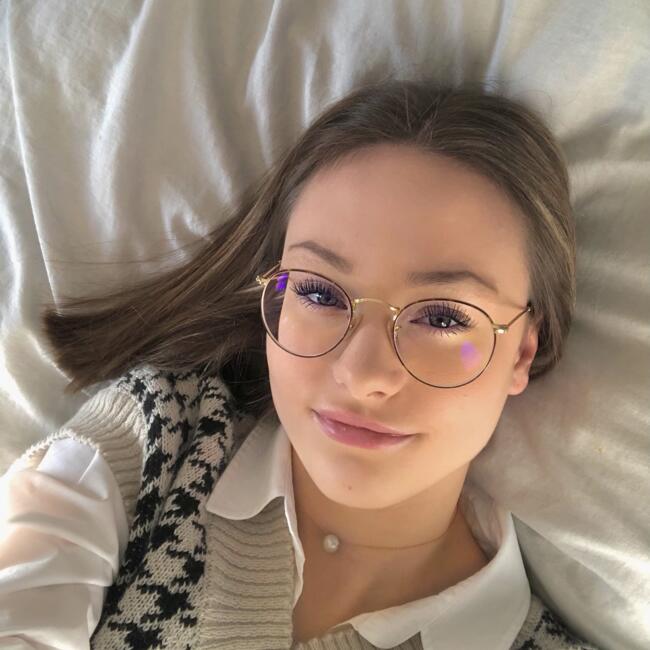 Babysitter in Lille: Cécile