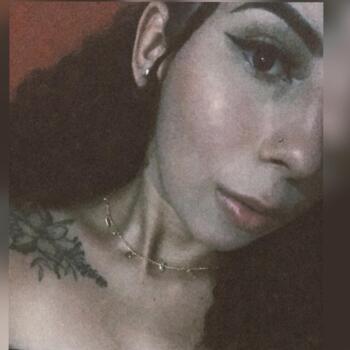 Babá em Cuiabá: Lilian