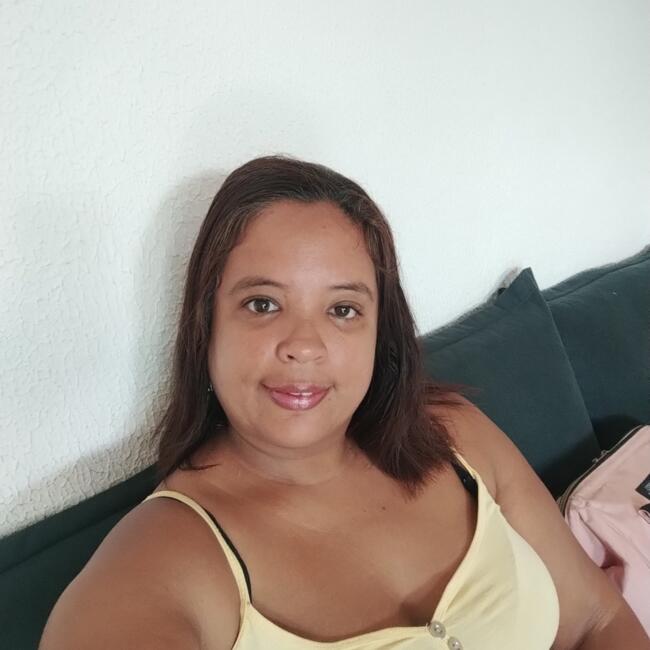 Babysitter in Nova Iguaçu: Bianca