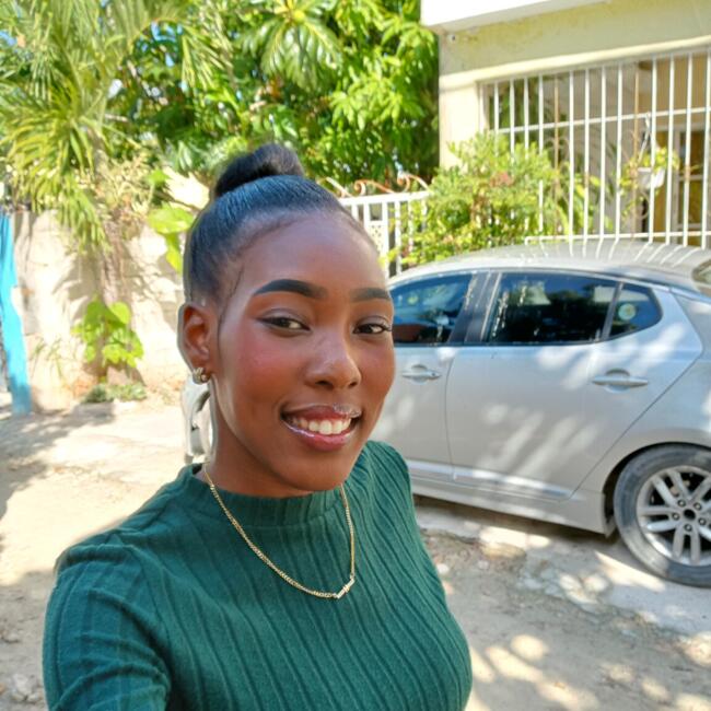 Babysitter in Punta Cana: Lusii esther