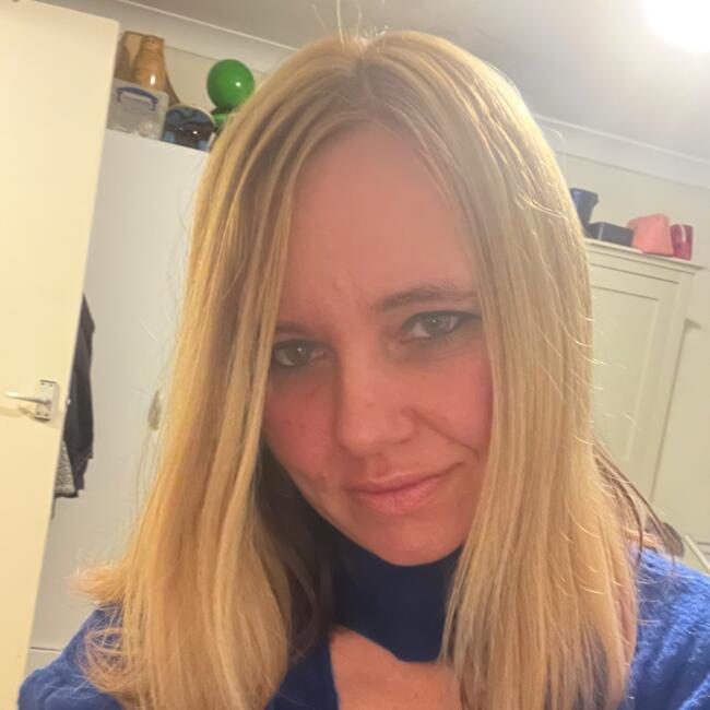 Babysitting job in Ware: Hanah