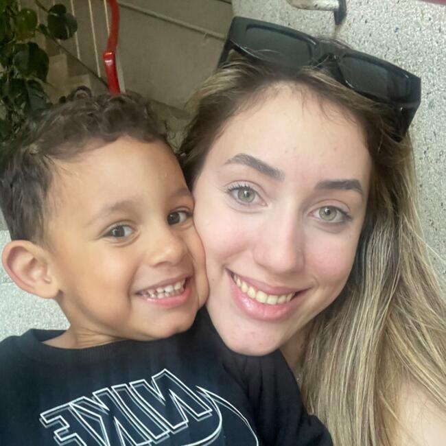 Trabalho de babysitting em Porto: Yasmin