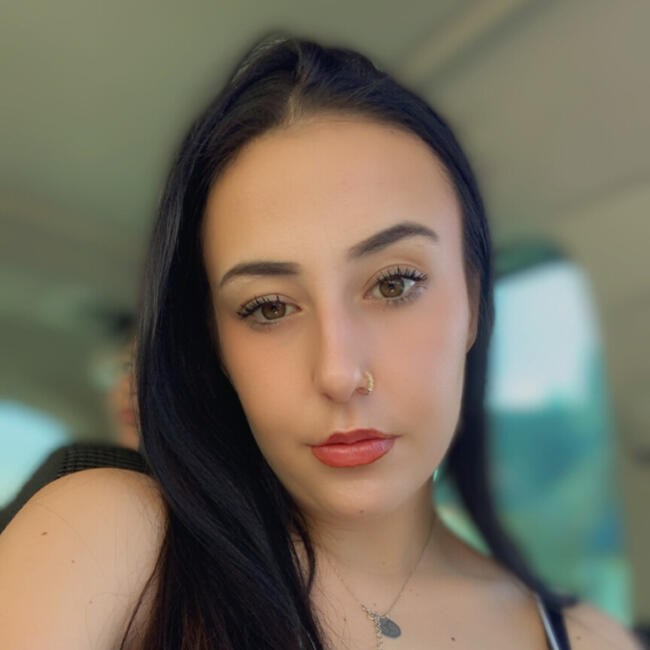 Babysitter in Nogent-le-Rotrou: Camille