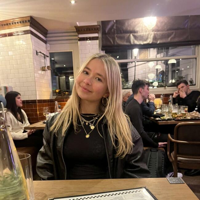 Babysitter in Sydney: Misha