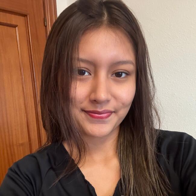 Babysitter in Burgos: Jimena