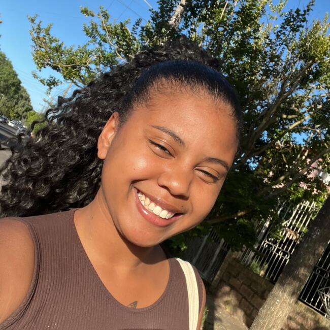 Emprego de babá em Alvorada (Rio Grande do Sul): Emilly