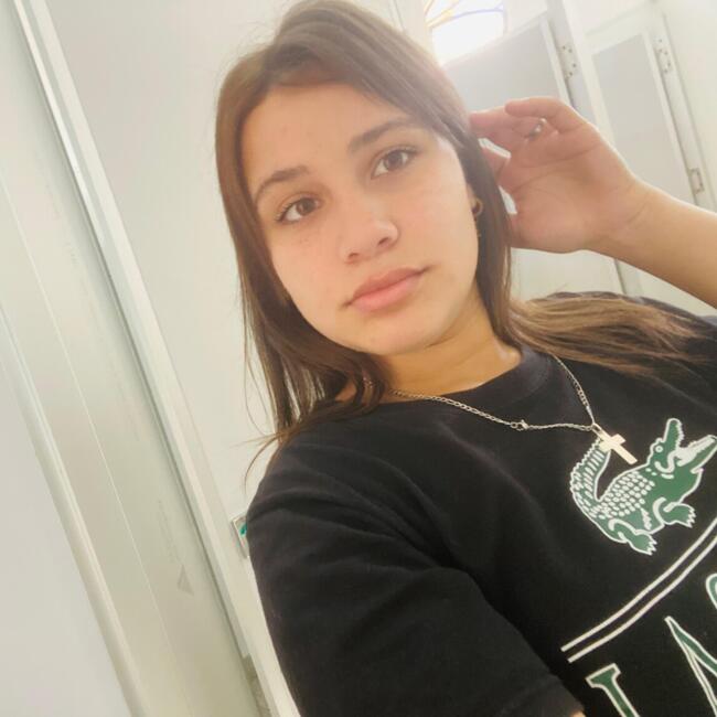 Babysitter in Montevideo: Stefany