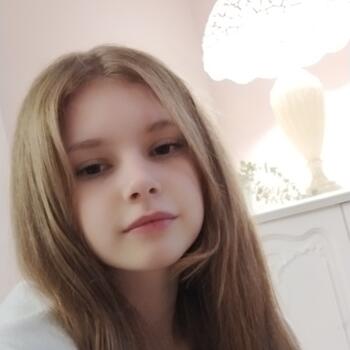 Babysitter in Voerde: Claire