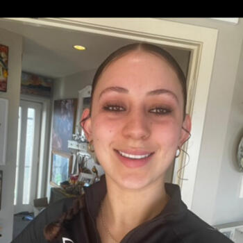 Babysitter in Richmond: Sequoia