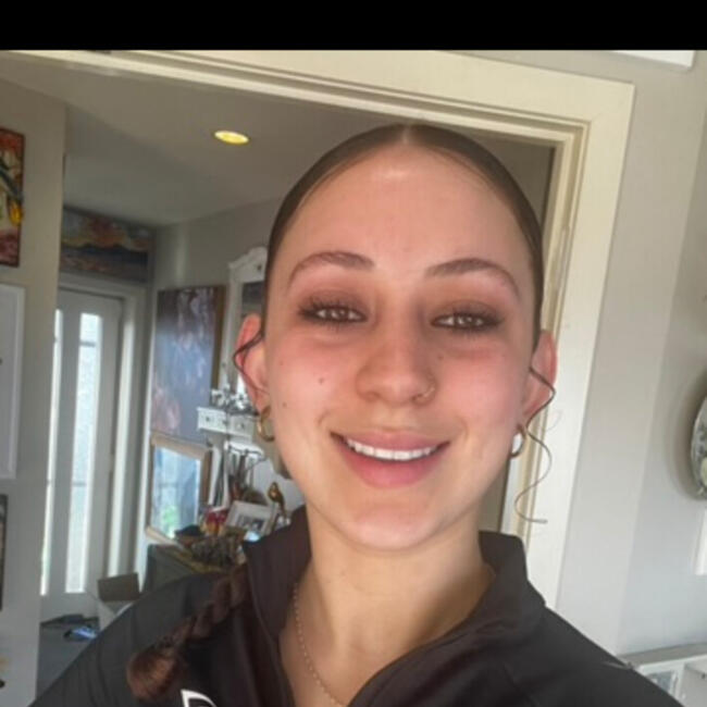 Babysitter in Richmond: Sequoia