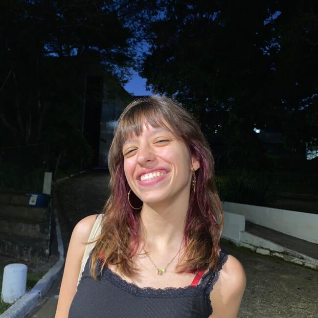 Babysitter in São João del Rei: Sofia