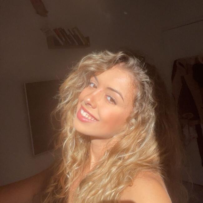 Babysitter in Nice: Isaure
