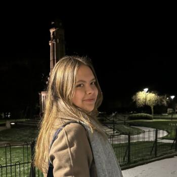 Babysitter in Gloucester: Ana