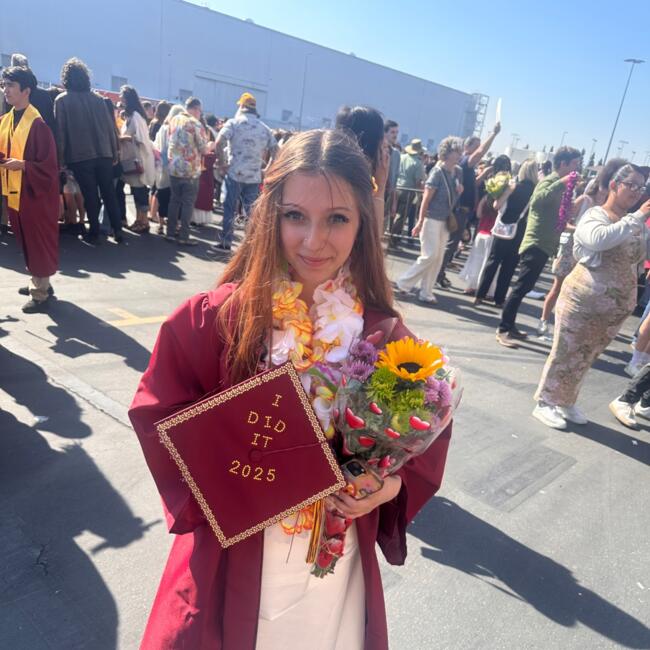 Babysitter in Long Beach: Fernanda