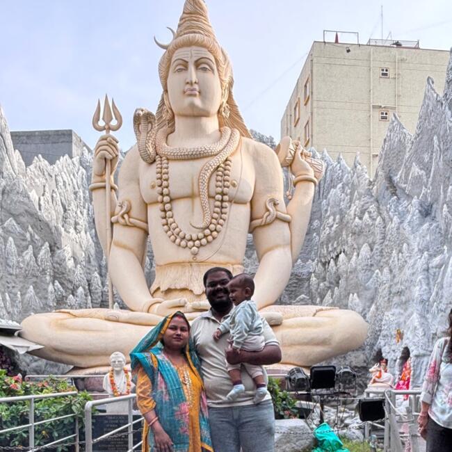 बंगलौर में बेबीसिटिंग की नौकरी: Ajay