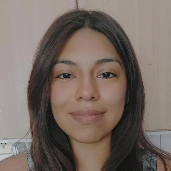 Babysitter in Salta: Julieta