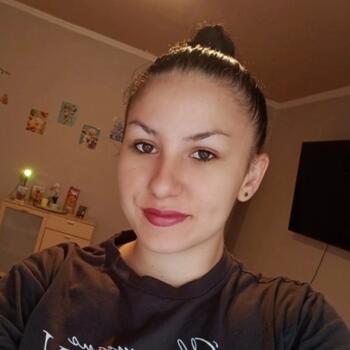 Babysitter in Nyíregyháza: Kinga