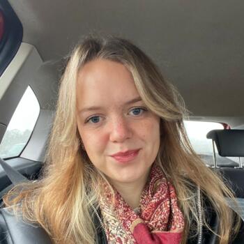 Baby-sitter Quéven: Léa