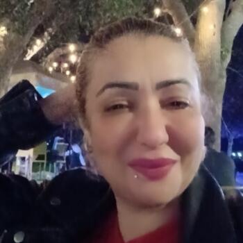 Nanny in Tampa: Lina