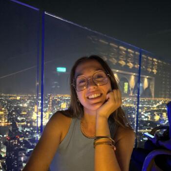 Babysitter in Pernes-les-Fontaines: Lison